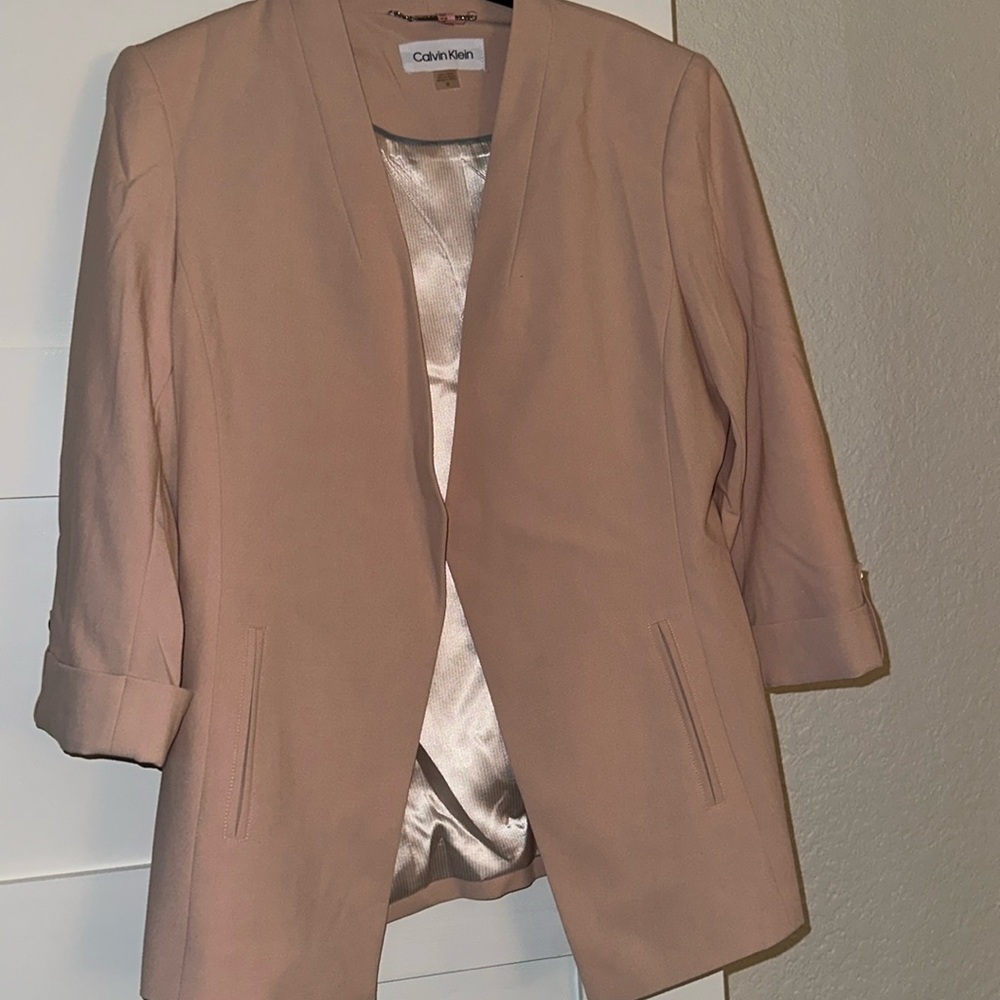 Women’s Calvin Klein blush pink blazer